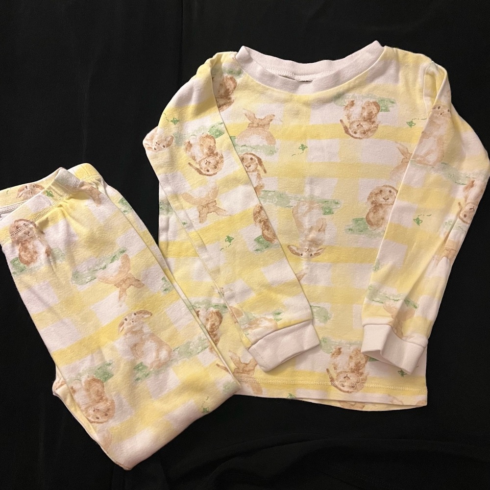 Burt’s bees Yellow  with bunny Print Kids Pajamas 4T